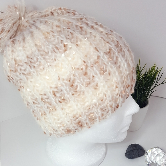 Knit Pom Pom Beanie Hat♡Knit Winter Hat - Picture 3 of 7